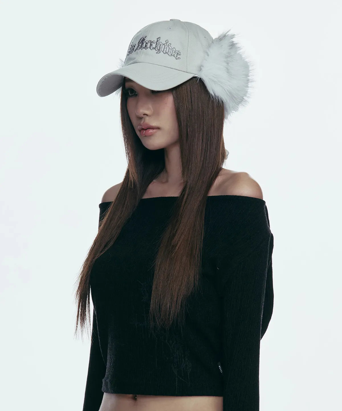 GILA ARCHIVE FAUX FUR HOTFIX LOGO EARFLAP CAP_GREY