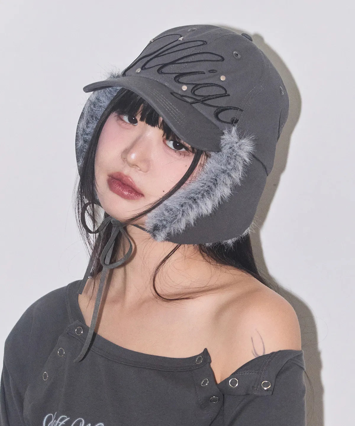 ILLIGO FLURRY EAR FALP CAP - CHARCOAL