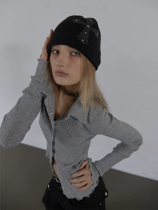 SETUPEXE CROSS STUDDED BEANIE / BLACK