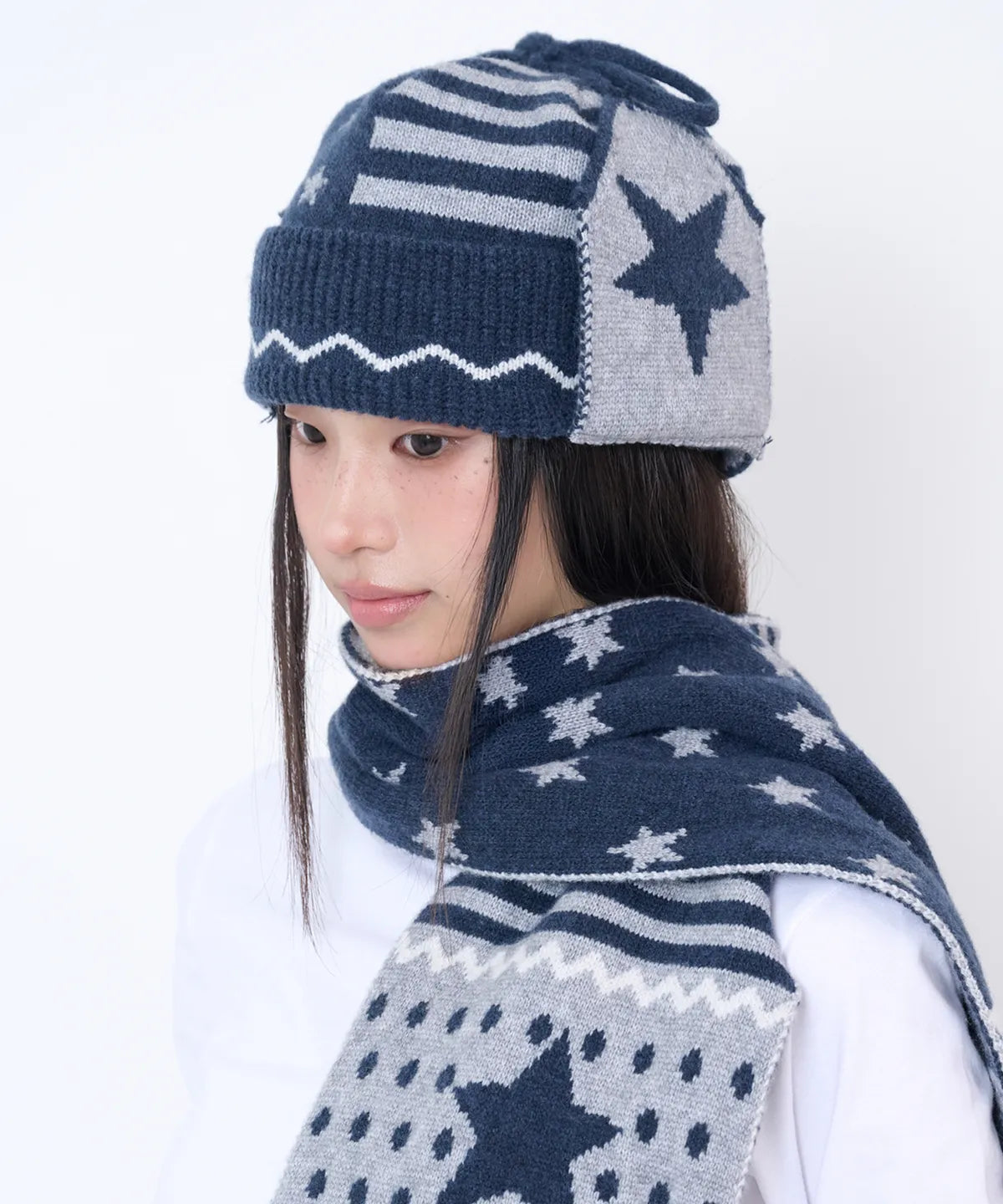 [video jockey] Vikey Star Knit Earflap Beanie - 3colors