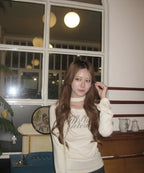 LETERIE LETTERING OFF-SHOULDER TIE LONG SLEEVE_IVORY