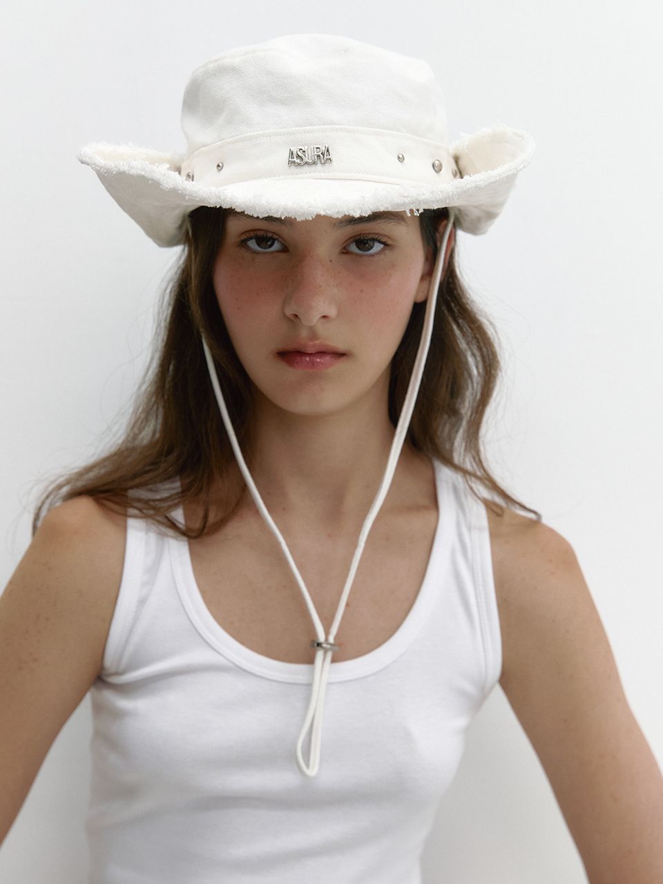 ASURA STUD COTTON HAT (IVORY)