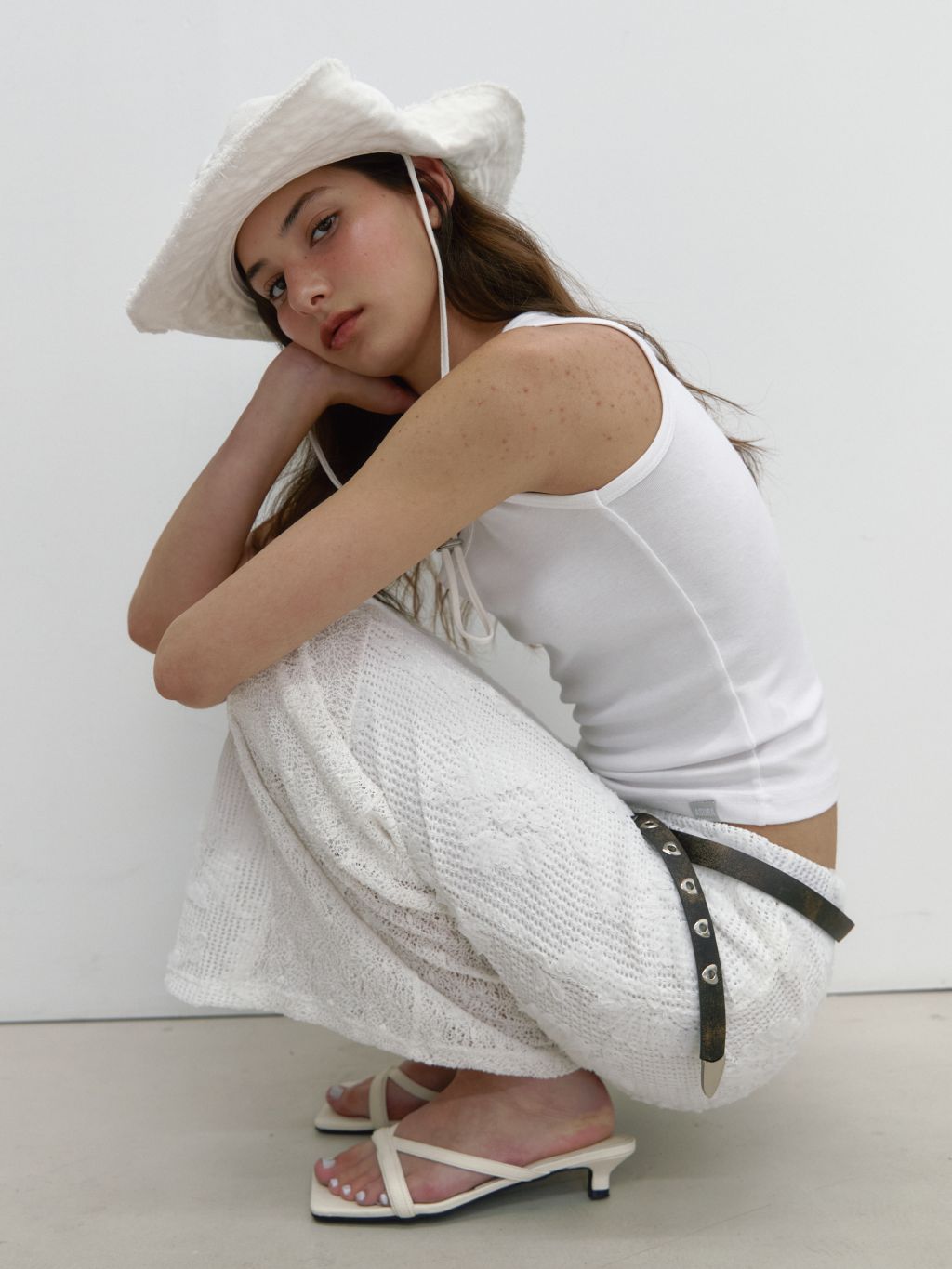 ASURA STUD COTTON HAT (IVORY)