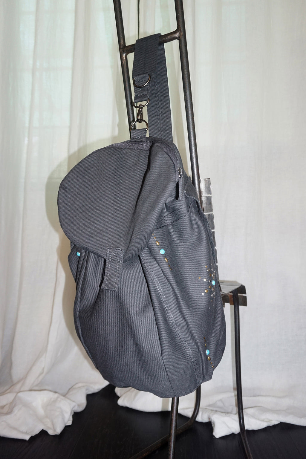 Sculptor Three-Way Stud Twill Bag Cool Gray