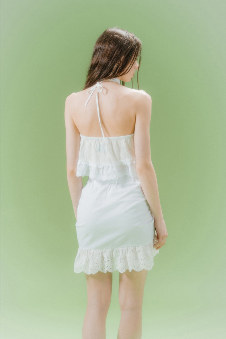 CORSAGE RUFFLE TOP (WH)