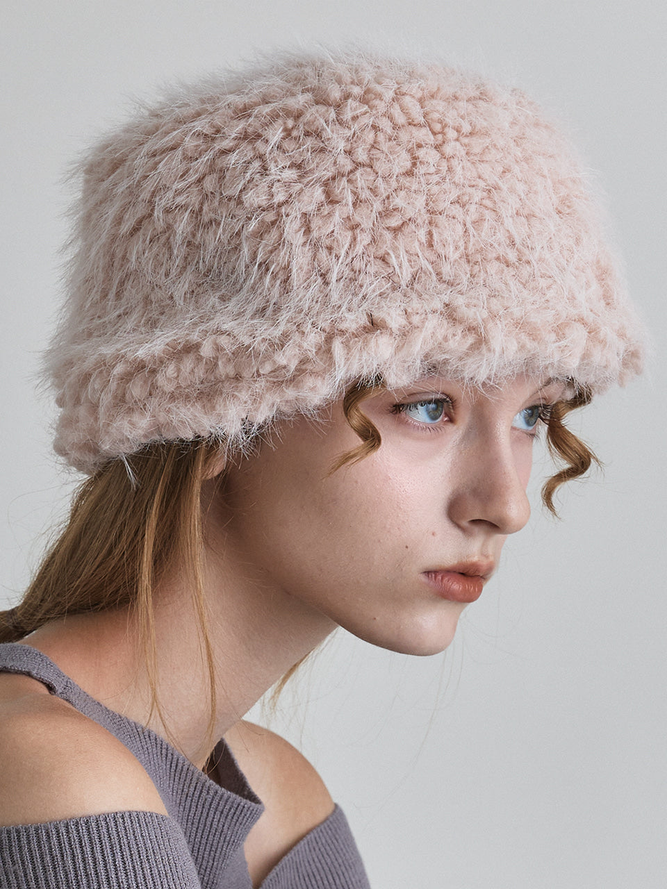 POESIEDAME MEATEL HAT IN PINK WING