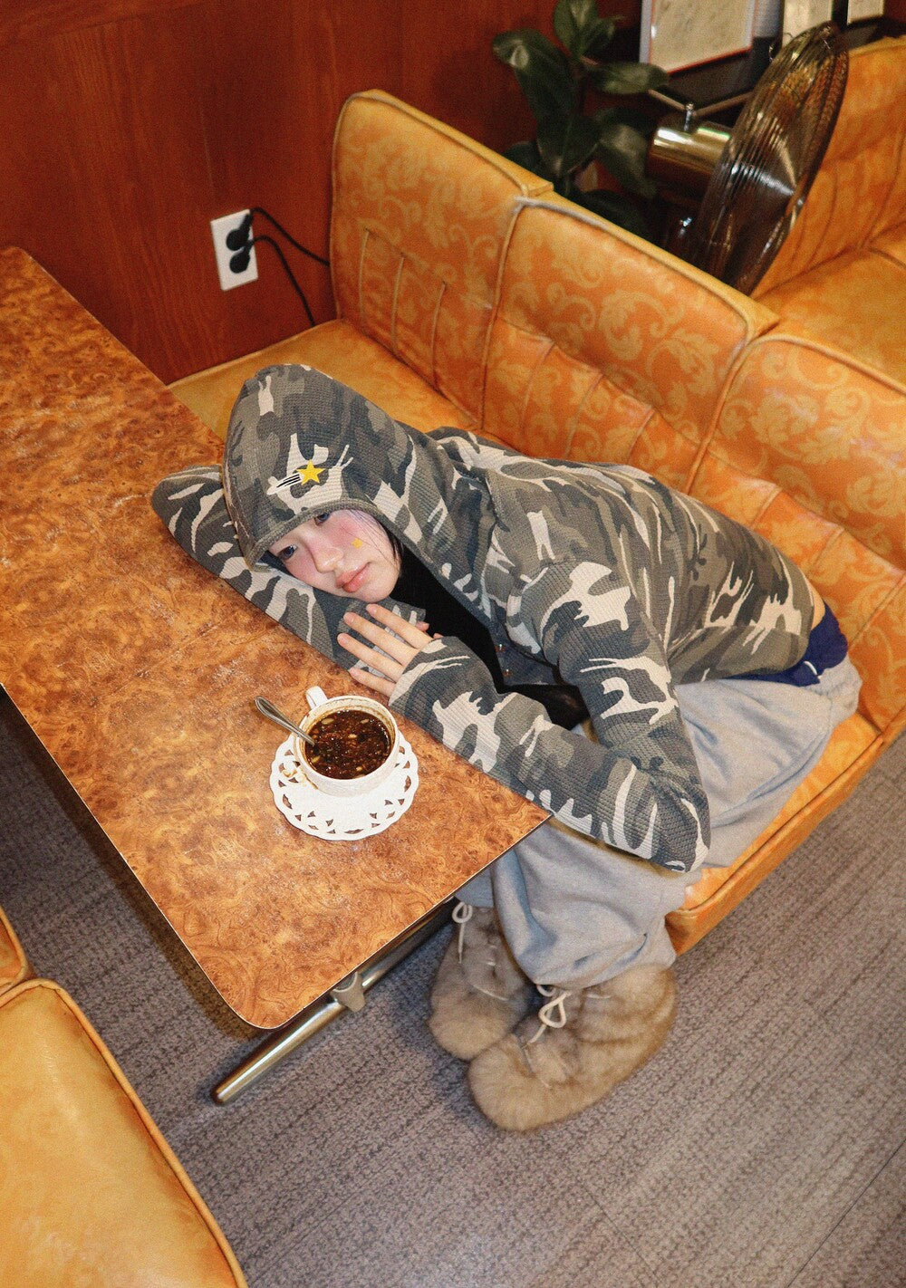 YEGG Camo Star Hoodie Tee