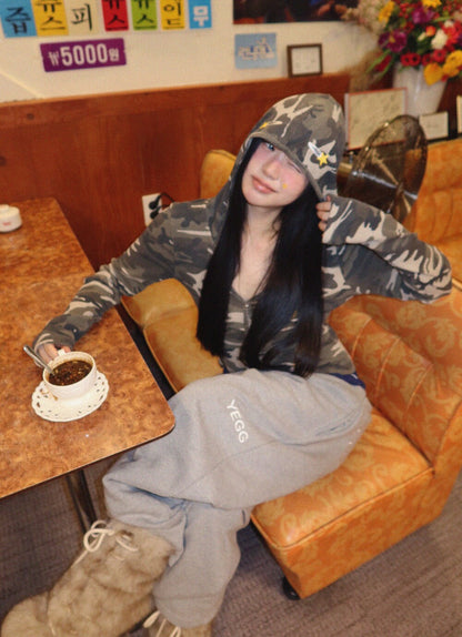 YEGG Camo Star Hoodie Tee