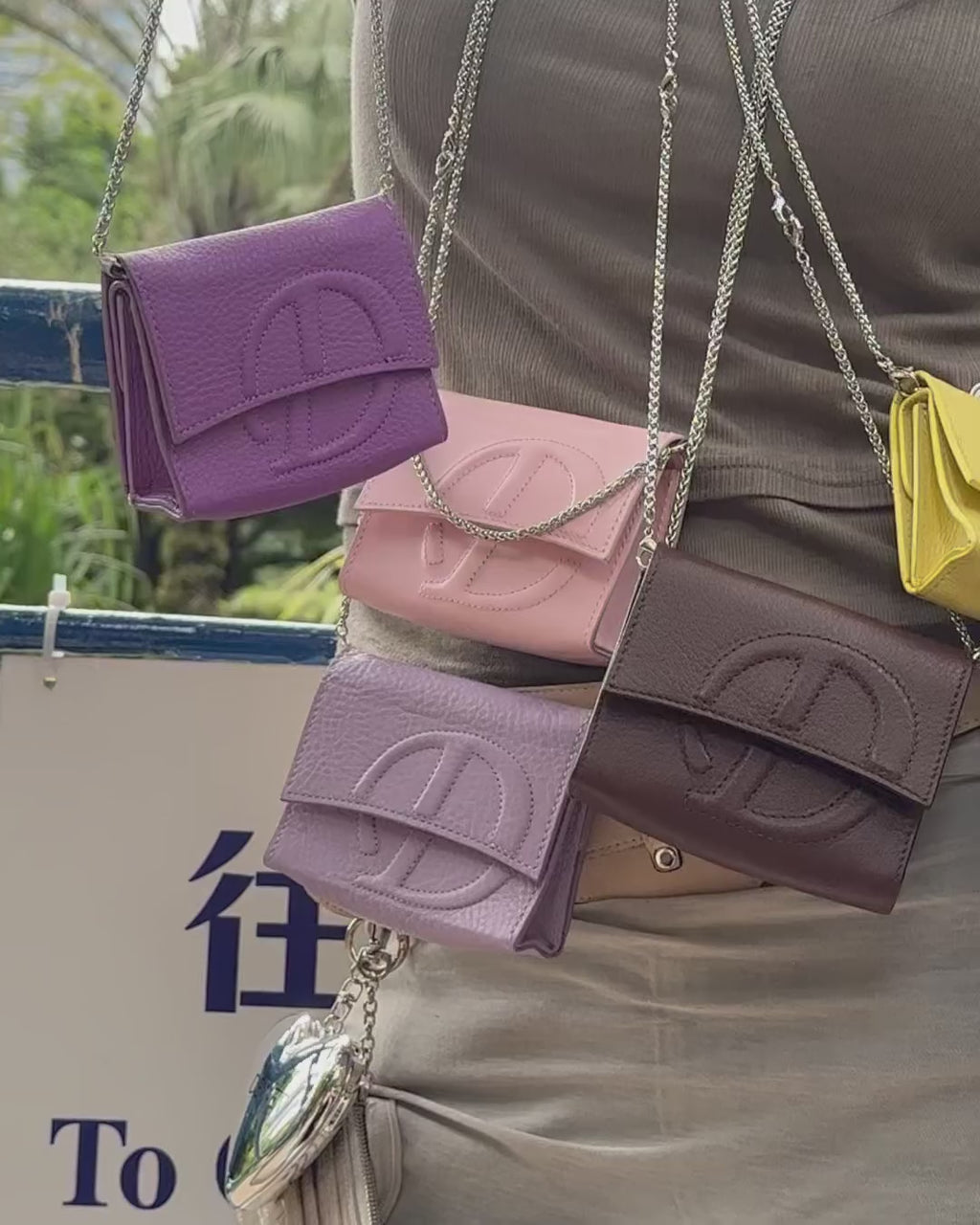DEINET D LOGO MACARON CHAIN MINI BAG / 7COLORS