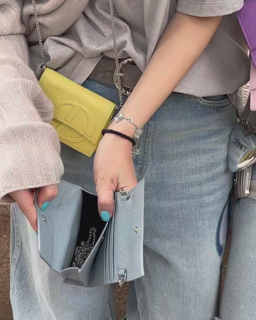 DEINET D LOGO MACARON CHAIN MINI BAG / 7COLORS