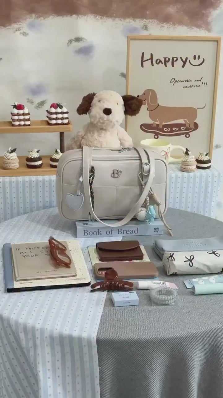 [香港現貨✨] [獨家代理🎀] The Babette Bread Shoulder Bag / Fresh Milkshake