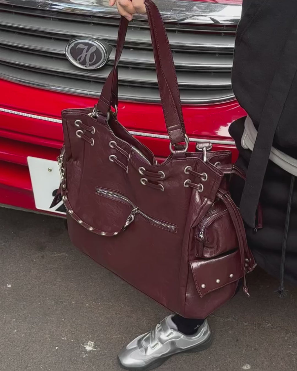 DEINET NEW STUD STRING BIG BAG IN BURGUNDY
