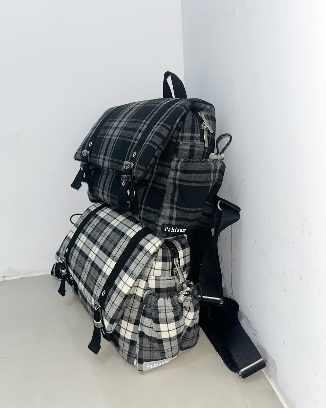 Pahisum Nemo Check Bag / 2colors