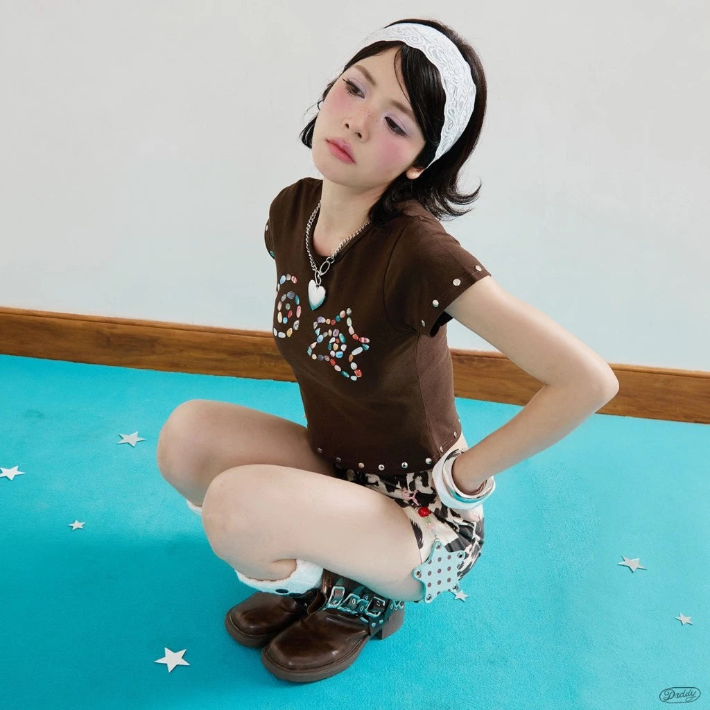 [Daddy and the muscle academy] Lucky Stone Baby Tee